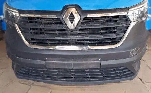 Renault Trafic III (X82) Front piece kit 