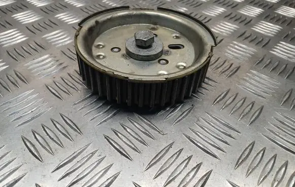 Volkswagen Polo V 6R Camshaft pulley/ VANOS 03P109239 03L109111