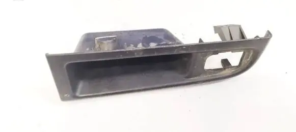Opel Astra G Front door window switch trim 090561515