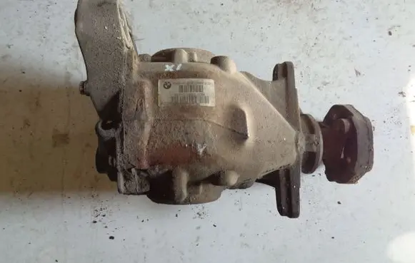 BMW X1 E84 Rear differential 7566185