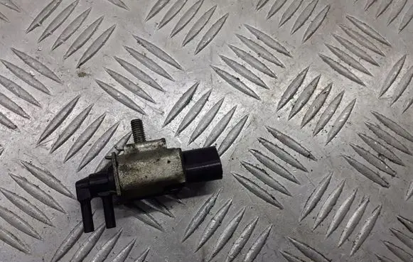 Mazda 5 Vacuum valve 4M5G-9A500