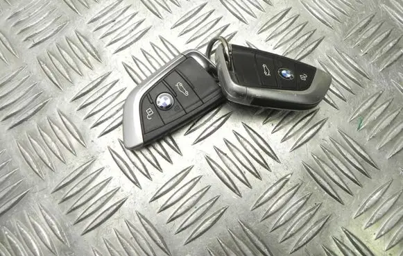 BMW X1 F48 F49 Ignition key/card 6805990 T2201