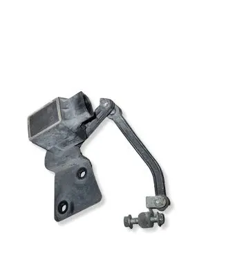 Mercedes-Benz GL X164 Air suspension front height level sensor A0105427717