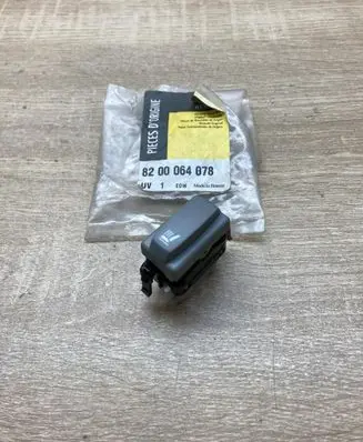 Renault Laguna II Seat heating switch 8200064078 2648802 064078B