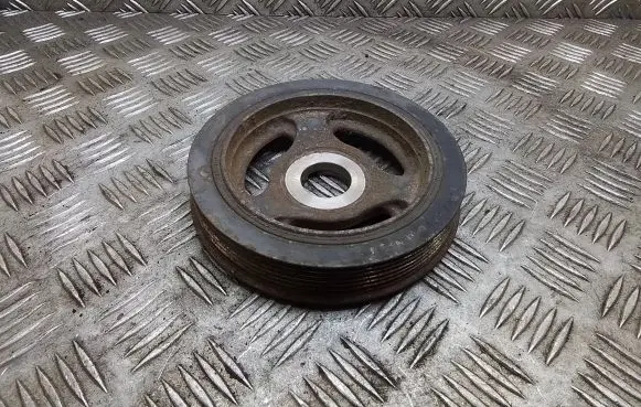 Volvo V70 Crankshaft pulley E110124A