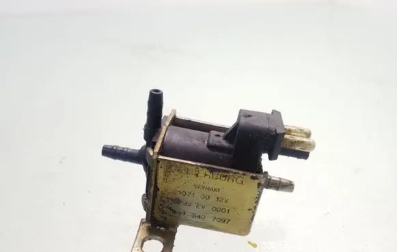 Mercedes-Benz C W202 Turbo solenoid valve 0015407097 72107100