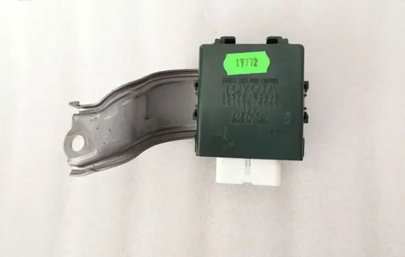 Lexus IS 220D-250-350 Door central lock control unit/module 8597053030