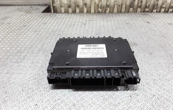 Volkswagen Touareg I Comfort/convenience module 7I6937049N