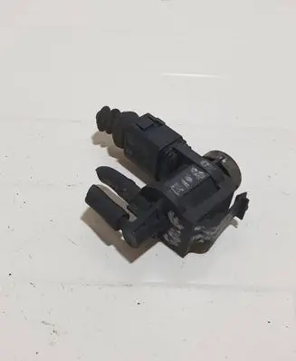 Volkswagen Golf IV Turbo solenoid valve 1J0906283C