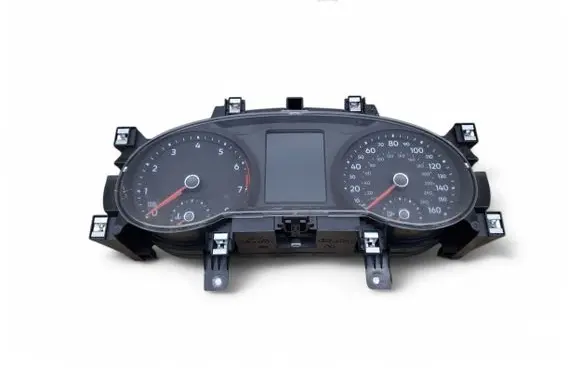 Volkswagen Tiguan Speedometer (instrument cluster) 5NA920850B