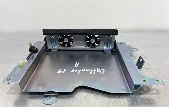 Mitsubishi Outlander Other control units/modules UDQF56C12ET