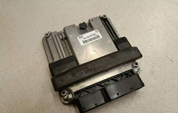 Audi A5 8T 8F Engine control unit/module 03L906022MK 43108060