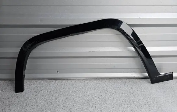 Jeep Grand Cherokee WL Front arch trim 6UX15TRMAC