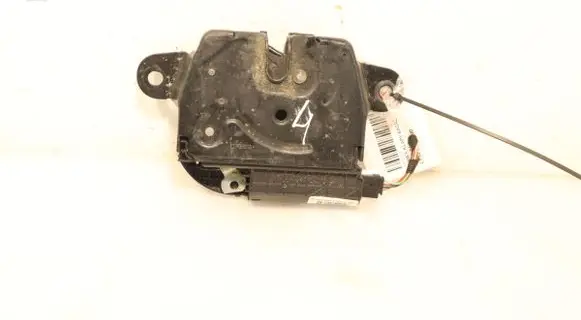 BMW 2 F45 Tailgate/trunk/boot lock/catch/latch UK734852906