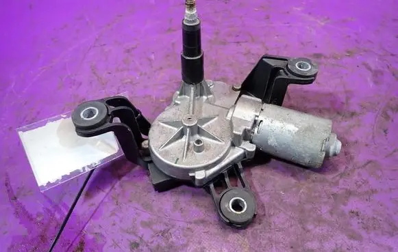 Opel Astra H Rear window wiper motor