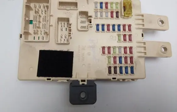 KIA Sportage Fuse box set 919503W043 PA66TD30