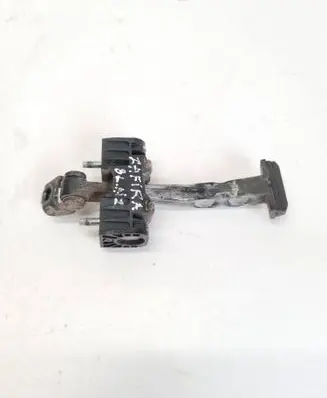 Opel Zafira B Rear door check strap stopper 