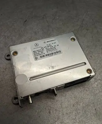 Mercedes-Benz E W211 Bluetooth control unit module A2118703226 DM70523478