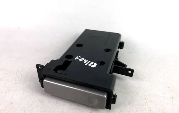 Subaru Forester SG Cup holder front