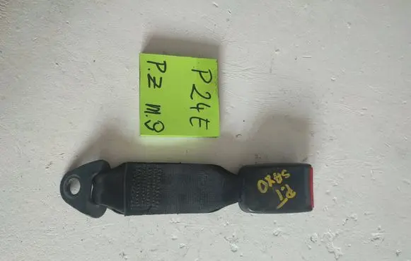 Citroen Saxo Rear seatbelt buckle 48927912