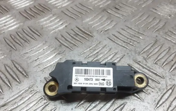 Mercedes-Benz C W203 Airbag deployment crash/impact sensor 0018209126