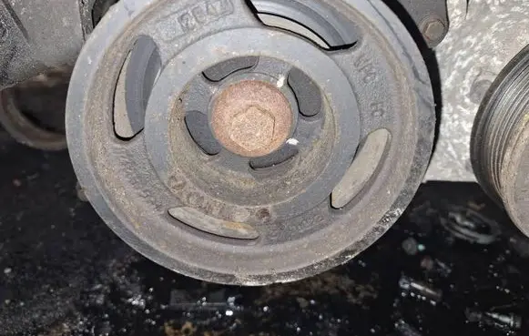 Ford Mondeo MK IV Crankshaft pulley