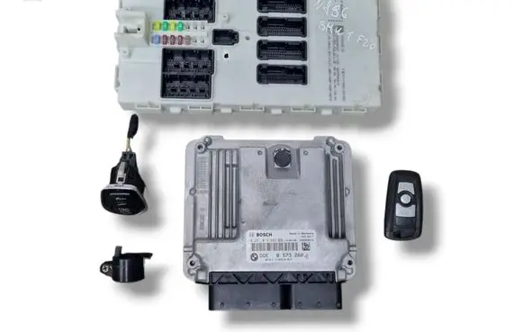 BMW 1 F20 F21 Engine ECU kit and lock set 0281019683 8573260