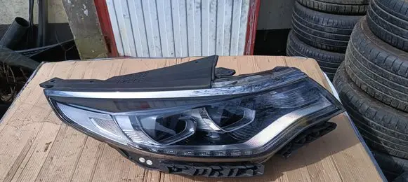 KIA Optima Headlight/headlamp 92102D4300