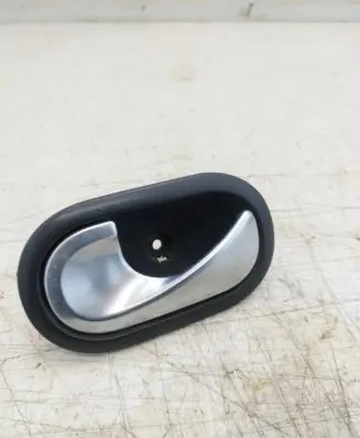 Renault Twingo II Front door interior handle 5005400006 8200028487
