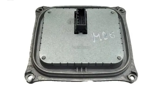 Alfa Romeo Giulia Headlight ballast module Xenon 147000026601