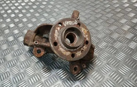 Volvo V70 Front wheel hub spindle knuckle