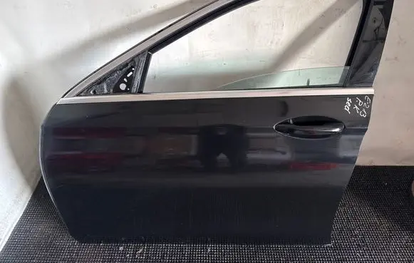 Mercedes-Benz E W213 Front door 197