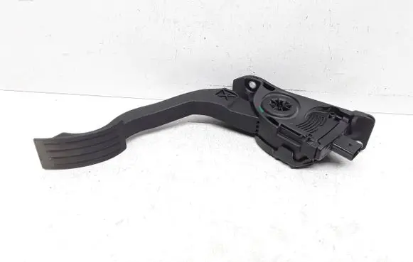 Ford Grand C-MAX Accelerator throttle pedal AV619F836AB