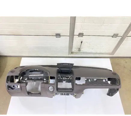 Volkswagen Touareg II Dashboard 7P1857181