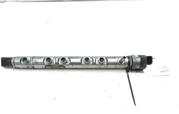 BMW X1 E84 Fuel main line pipe 0445214182 744081L1 780912702