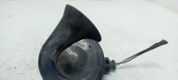 Volkswagen PASSAT B6 Horn signal
