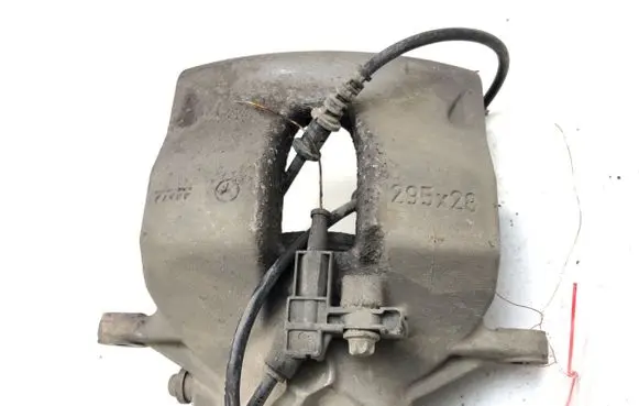 Mercedes-Benz E W212 Front brake caliper 