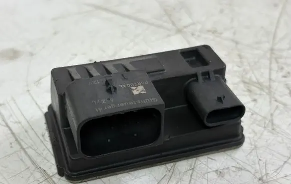 BMW 7 F01 F02 F03 F04 Glow plug pre-heat relay 851947202 8519472