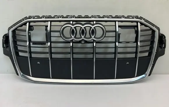 Audi Q7 4M Front bumper upper radiator grill 4M0853651AJ