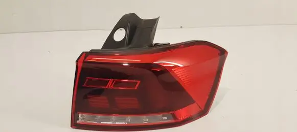 Volkswagen PASSAT B8 Rear/tail lights