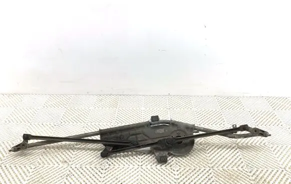 Front wiper linkage and motor