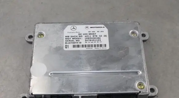 Mercedes-Benz B W245 Bluetooth control unit module A2118703226