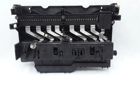 BMW X3 E83 Fuse module 8364540 18500000000 8387153