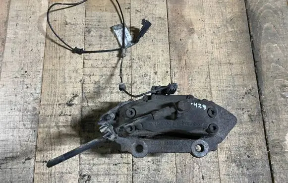 Mercedes-Benz ML W163 Front brake caliper 20723303