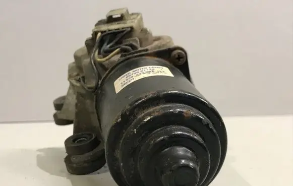 Opel Monterey Wiper motor 8978081120