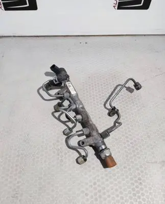 Volkswagen Tiguan Fuel main line pipe 03L130089J 057130764AB 03L906054
