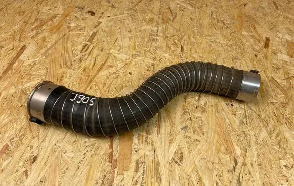 BMW 3 G20 G21 Intercooler hose/pipe 8572858 19602610