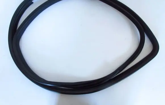 Toyota Auris E180 Front door rubber seal