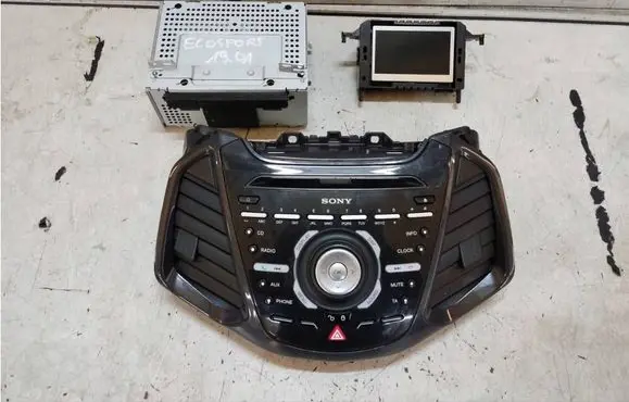Ford Ecosport Radio/CD/DVD/GPS head unit F1E918C815HK