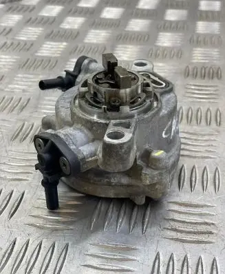 Ford Grand C-MAX Vacuum pump 9604021880